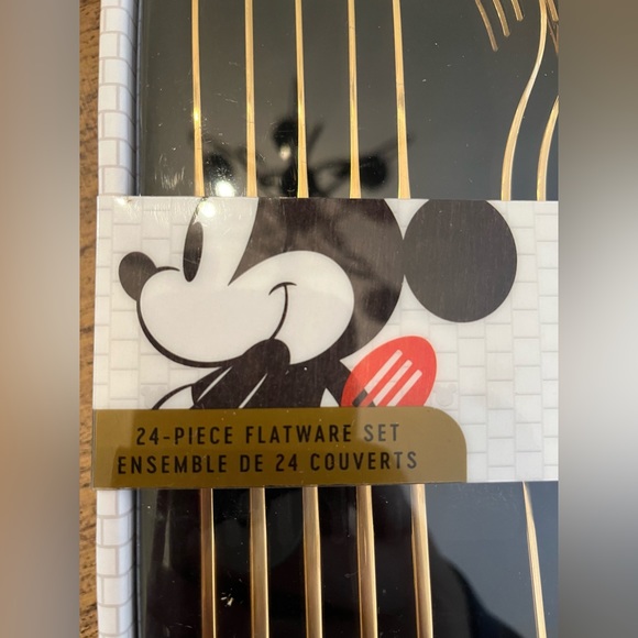 Disney Eats Mickey Mouse Icon Gold Flatware Set - 24 Piece NEW - Picture 7 of 7